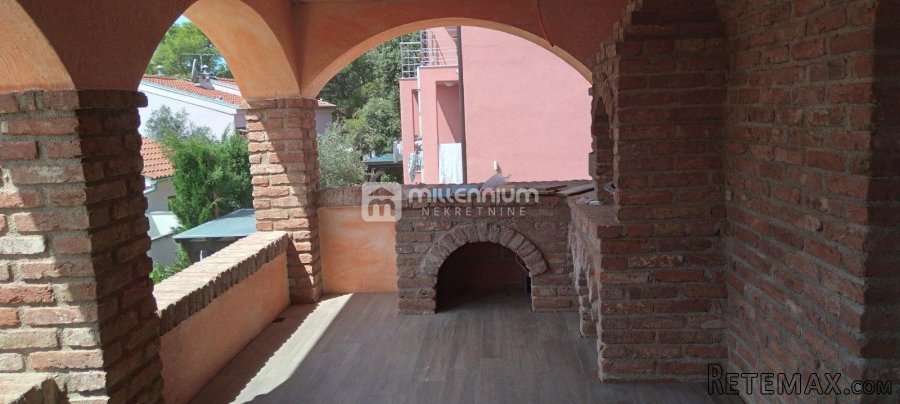 Mali Lošinj, luksuzan stan od 95m2 u rustikalnoj villi kraj.. - 4
