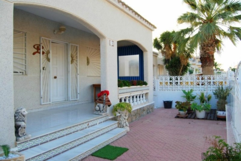 3 Bedrooms - Villa - Alicante - For Sale - 2