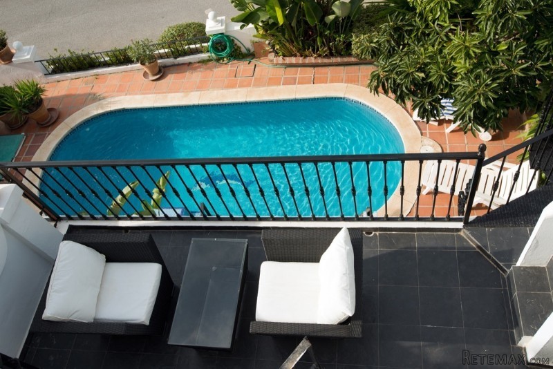 Fabulous Refurbished Townhouse In Aloha..