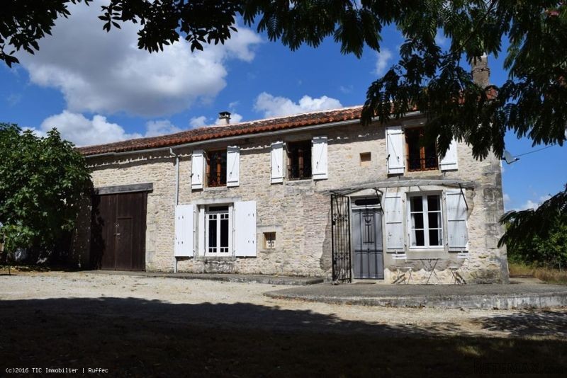 3 Bedroom Stone House For Sale Set In..