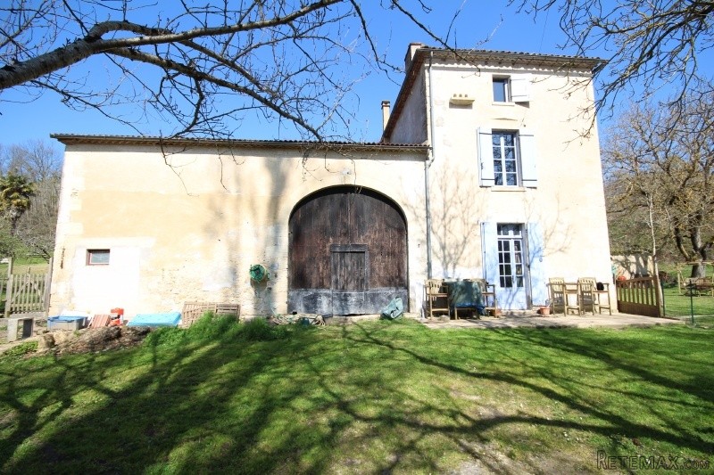 Beautiful Formal Stone Family Home with.. - 2