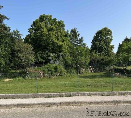 Građevinski teren u Škalnici - 2
