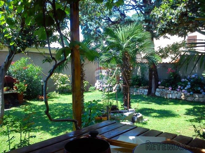 Kostrena, samostojeća kuća 250m2 - 2