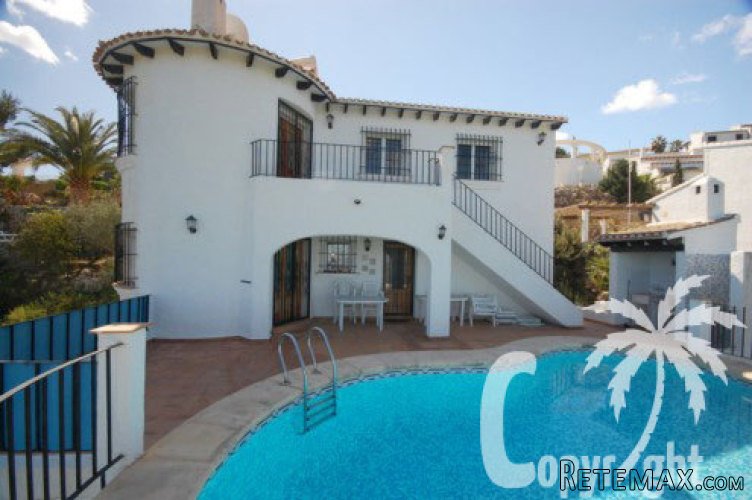 This villa is located on a sunny position of the Monte Pego.. - 3