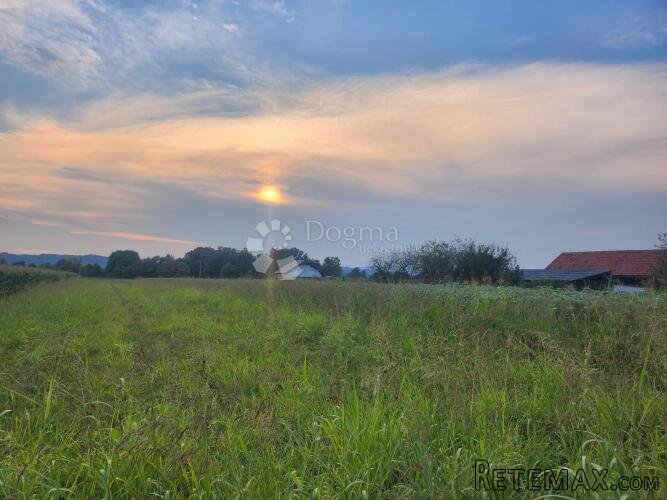 Građevinsko zemljište 3.251m² u Jakovlju