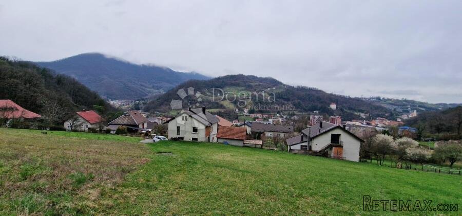 Građevinsko zemljište s pogledom na Krapinu
