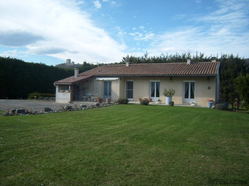 Villa With Spacious Garden And Clear..