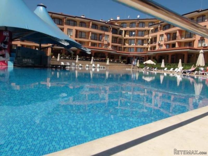 1 bedroom furnished apartment just 100..