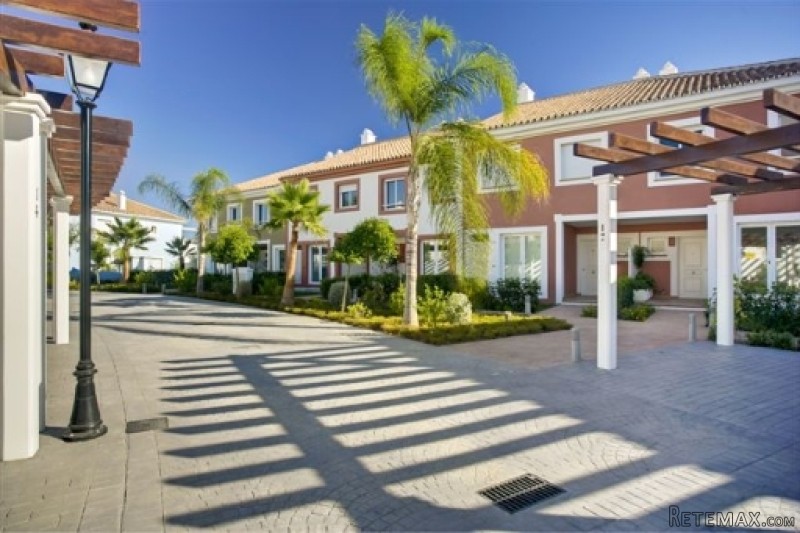 3 Bedrooms - Townhouse - Malaga - For..