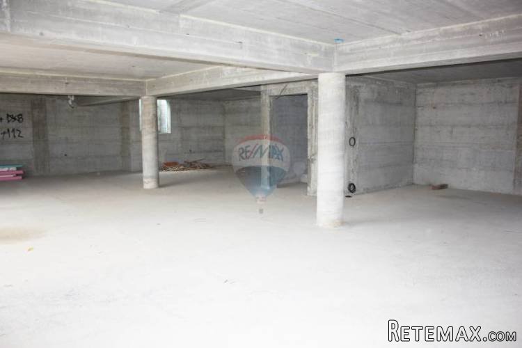 POREČ- kuća sa 5 stanova, roh bau - 5