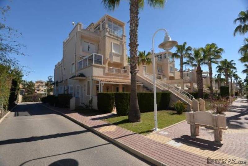 2 Bedroom 1 Bathroom Bungalow In Playa..