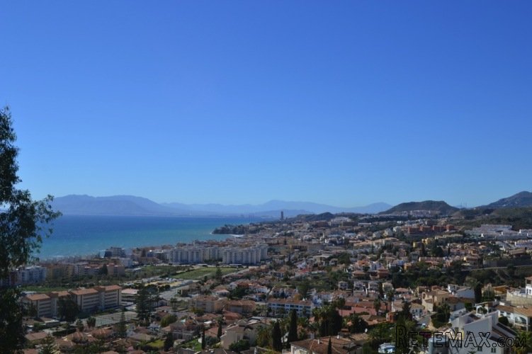 Detached villa of 300 square meters with pool 5 x 8 meters.. - 3