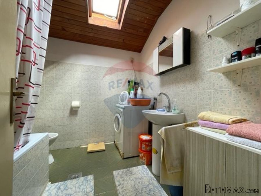 Opatija, Stan - 3S + DB, 82 m2, stara villa - 3