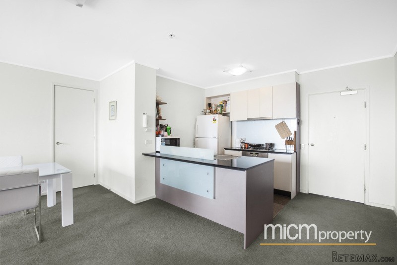 Perfect Melbourne Tower Pad - 2