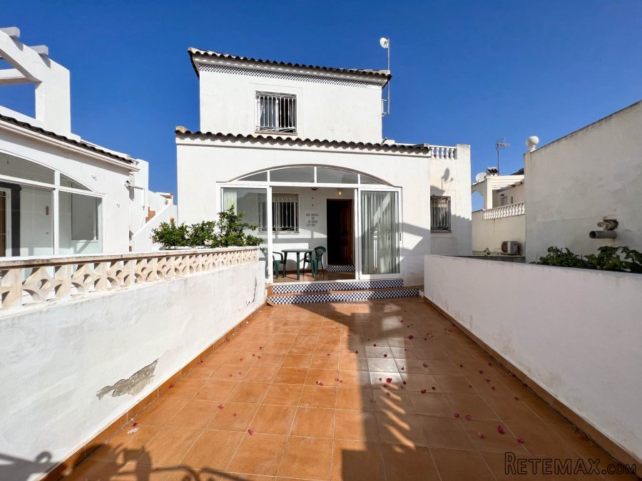 Los Balcones is a few minutes drive from the Centre of..