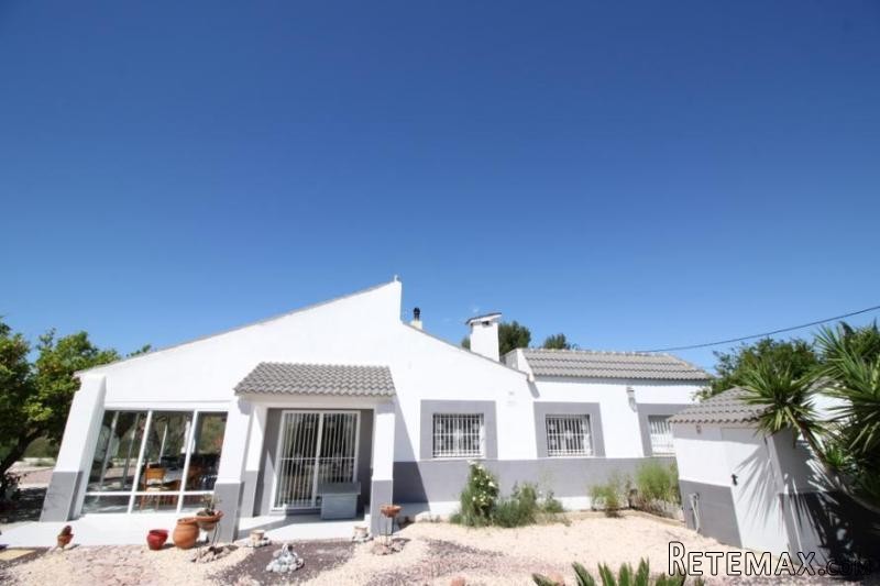 Lovely villa pool, 3beds, 2baths.. - 2