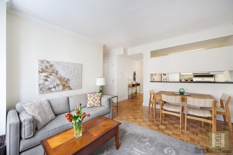 1 bedroom Apartment For Sale: 404 EAST.. - 2