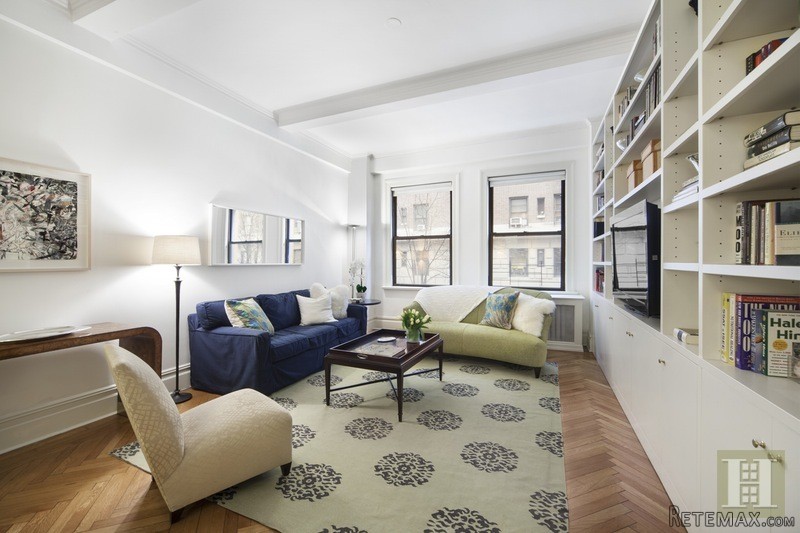 3 bedroom Apartment For Sale: 215 WEST..