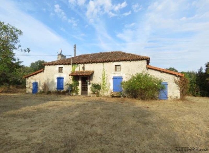Country house in beautiful countryside..