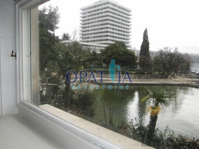 Breathtaking TOP apartment Opatija seafront - 2