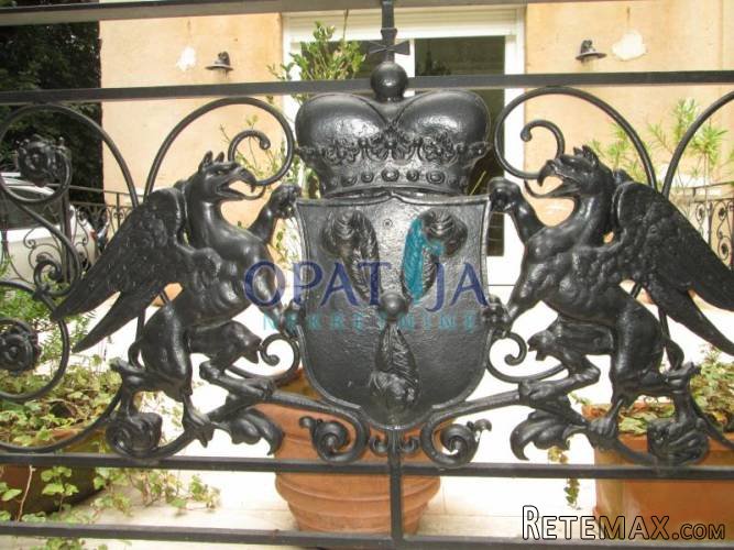 Breathtaking TOP apartment Opatija seafront - 4