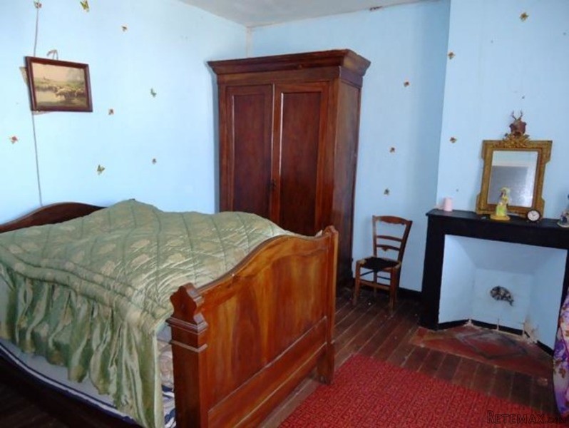 Situated In A Sought After Town House.. - 2