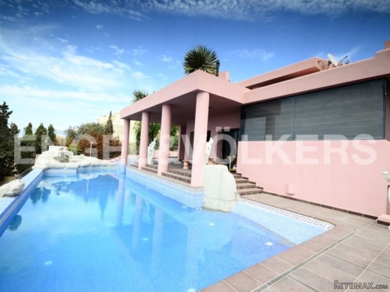 Unique Villa With Spectacular Views - 2