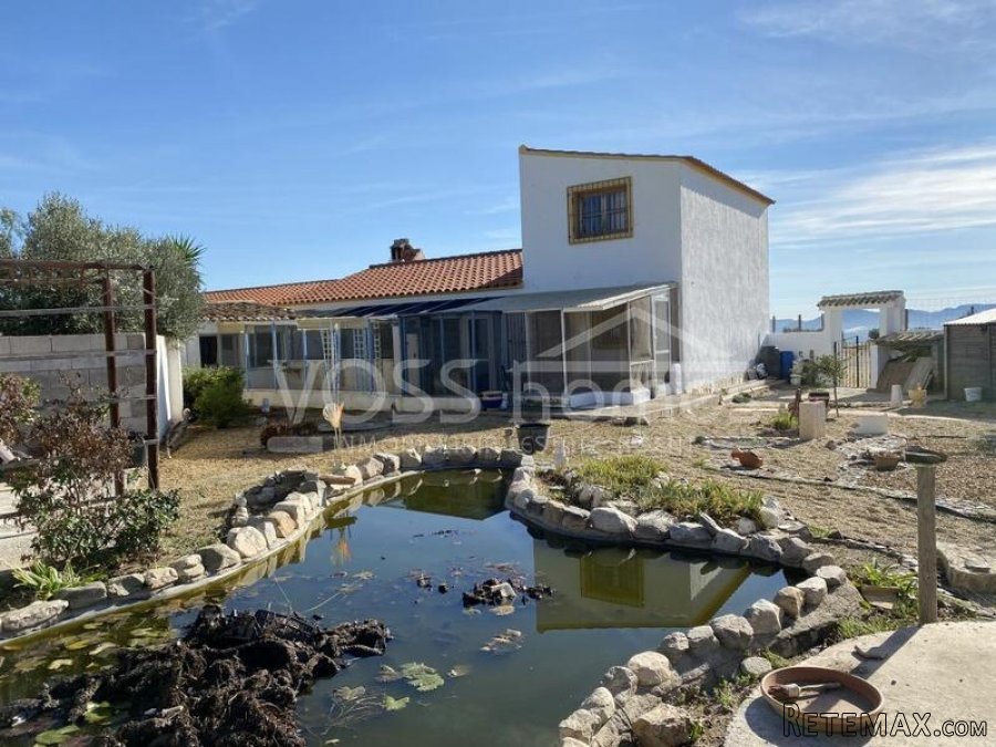 NEW LISTING TO VOSS HOMES - A large, edge of village /..