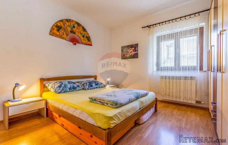 Istra, Pula, kuća sa pet stanova - 7