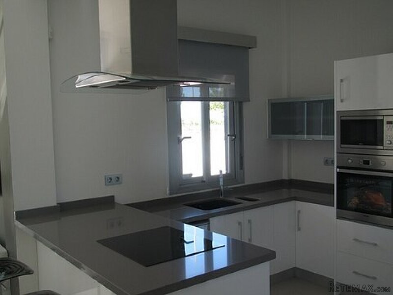 * STUNNING NEW 3 BED DETACHED VILLAS IN.. - 2