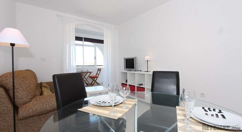 La Florida Apartment Ref: YHIS237