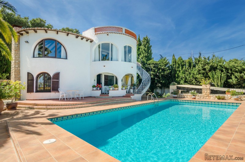 3 Bedrooms - Villa - Alicante - For Sale