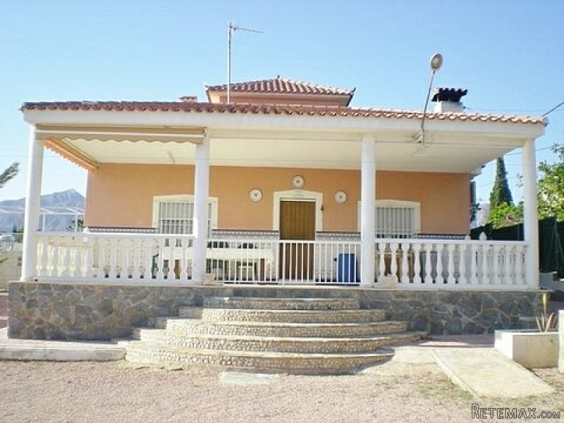 4 BED DETACHED VILLA WITH PRIVATE POOL