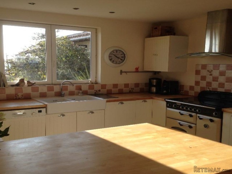 4 Bedroom Bungalow For Sale With.. - 2