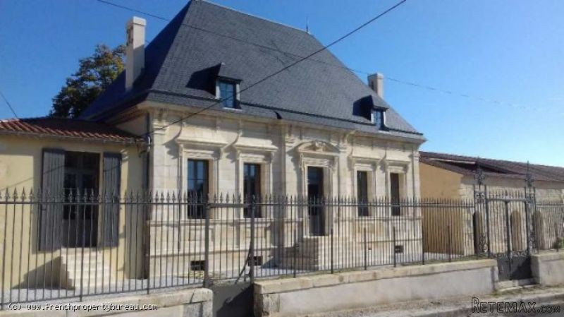 Beautiful restored Manoir near the..