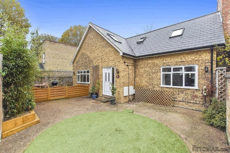 Property - London - For Sale