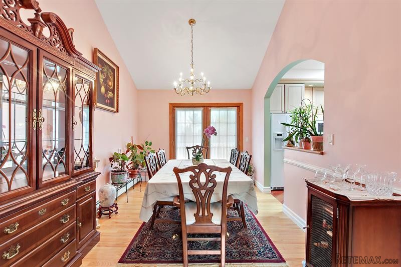3 bedroom House For Sale: 2627 Farsund.. - 2