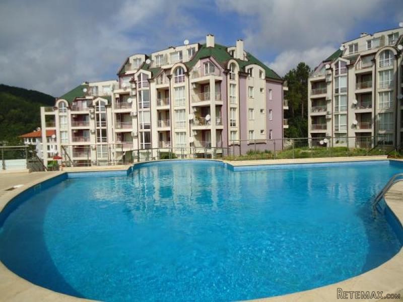 2 BED lovely apartment, just 5 min to..