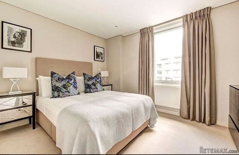 Merchant Square East, London, W2