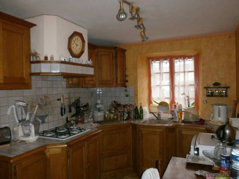 3 Bedroom Village For Sale - 2