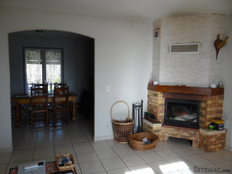 Limousin : 4-Bed Bungalow, 3 Garages.. - 2