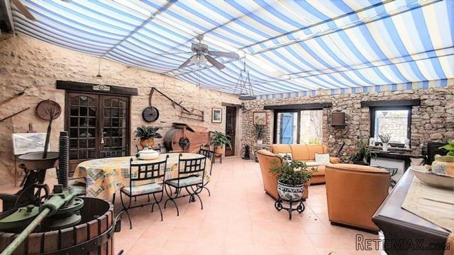 Near Cordes sur Ciel (Tarn) - Close to the route Saint Jacques.. - 10
