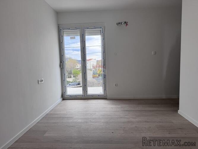 OTOK KRK okolica GRADA KRKA –apartman sa zajedničkim bazenom - 2