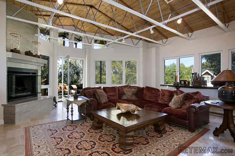1191 Solana Drive