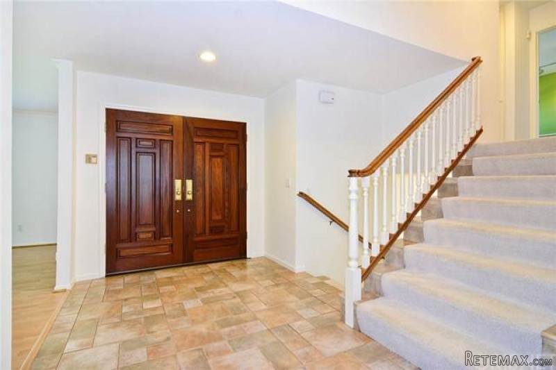 4613 Conchita Way | Tarzana, California.. - 2