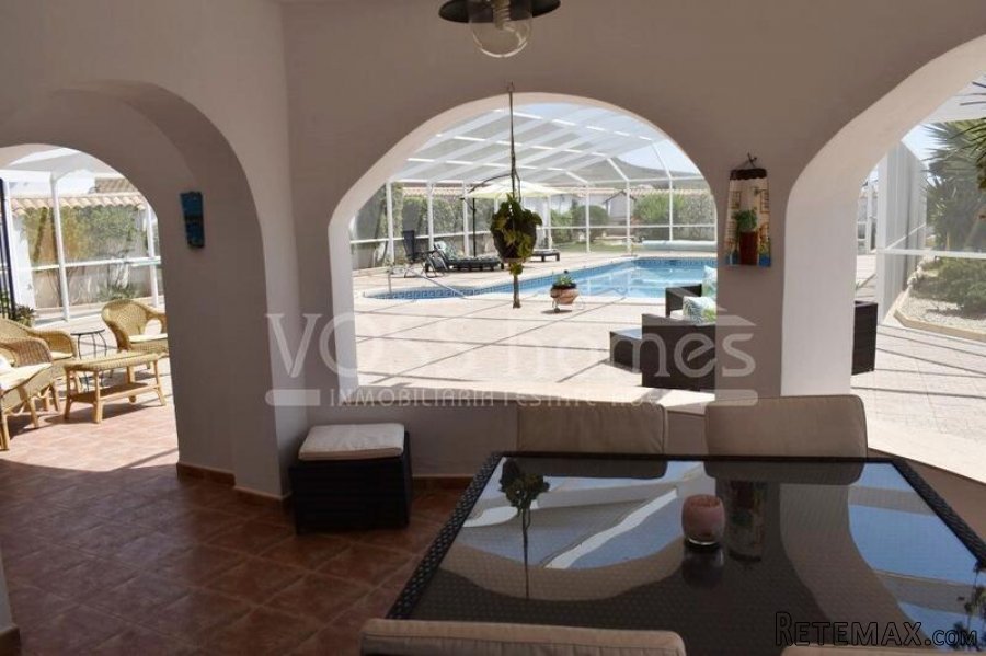 NEW & EXCLUSIVE TO VOSS HOMES - A LUXURY 4 bed, 2 bath.. - 16