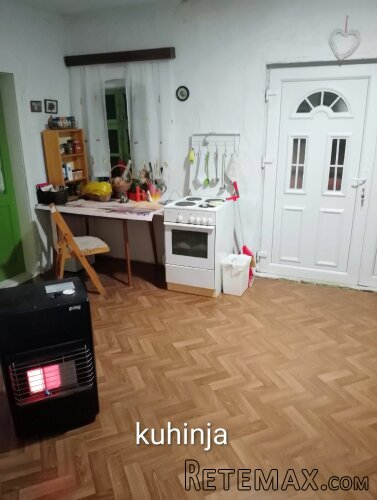 Prodajem kucu u Banatskoj Dubici - 20
