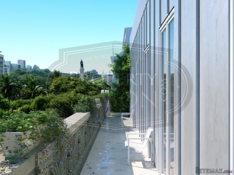 T1 Lisbon Apartment for Sale in Avenida..