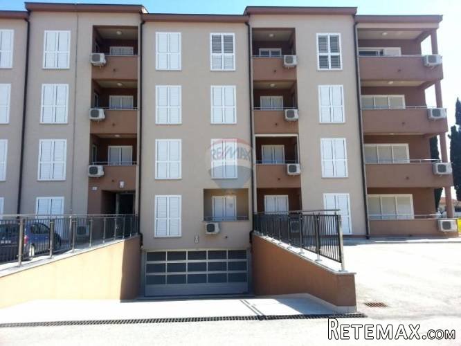 Istra,Fažana,prostrani apartman sa dvije terase - 2