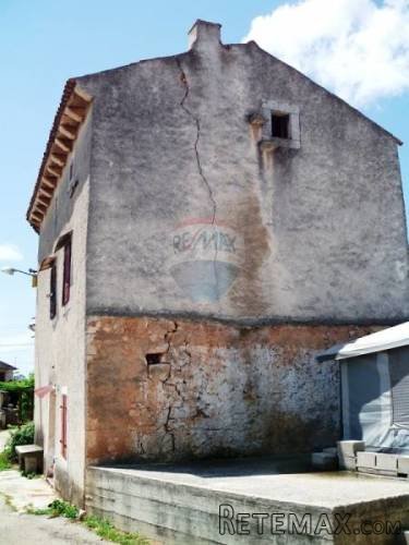 Stara istarska kuća sa vrtom za adaptaciju - 3